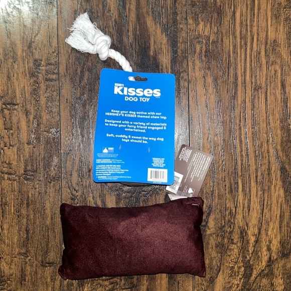 HERSHEY’S DOG TOYS THE ONLY CHOCOLATE THAT YOUR DOG CAN HAVE 😍 - Picture 8 of 8